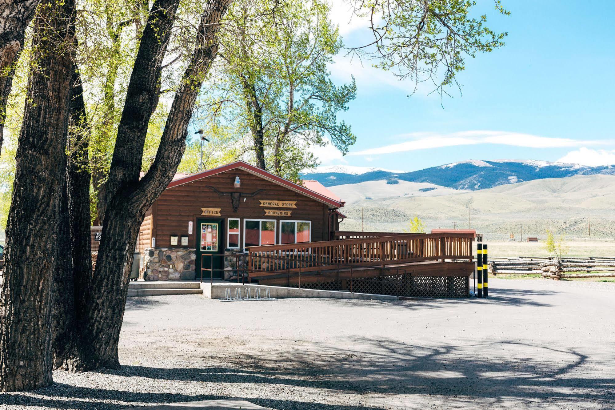 The Longhorn Ranch Resort Lodge & Rv Park Dubois Kültér fotó